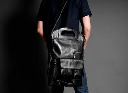 The price of bulk purchase of black leather bags is cheap and reasonable